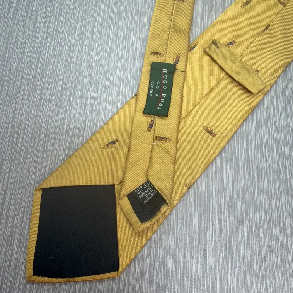 Hugo Boss Tie Golf Silk Gold‎ Club Print Made in Italy Mens